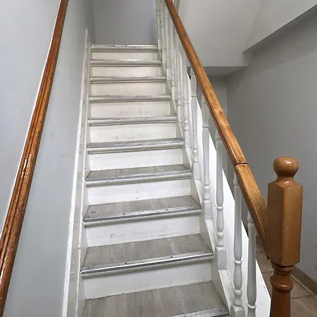 A 5 Min De La Gare Du Midi, 1-2 Pe *