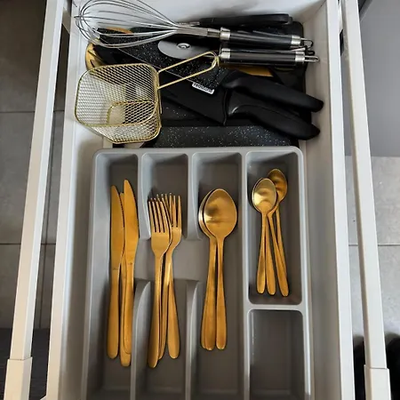 A 5 Min De La Gare Du Midi, 1-2 Pe Appartement *